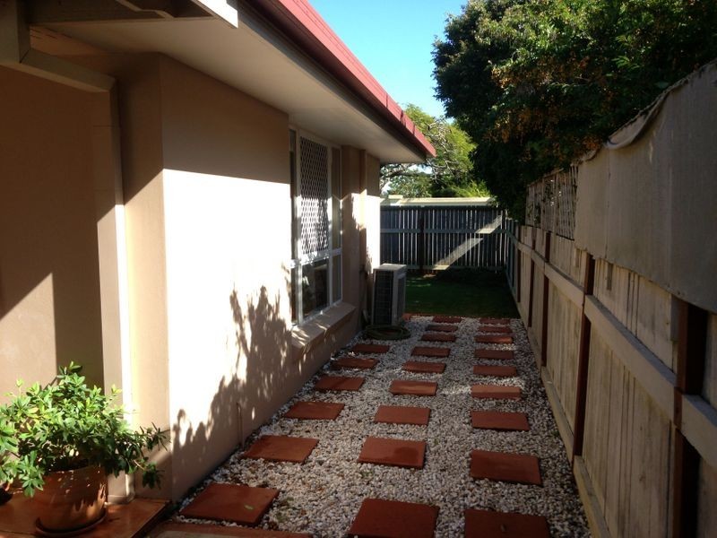 11 VIEWFIELD STREET, Redland Bay QLD 4165