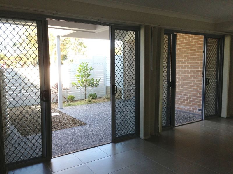 6 WORCHESTER CRESCENT, Wakerley QLD 4154