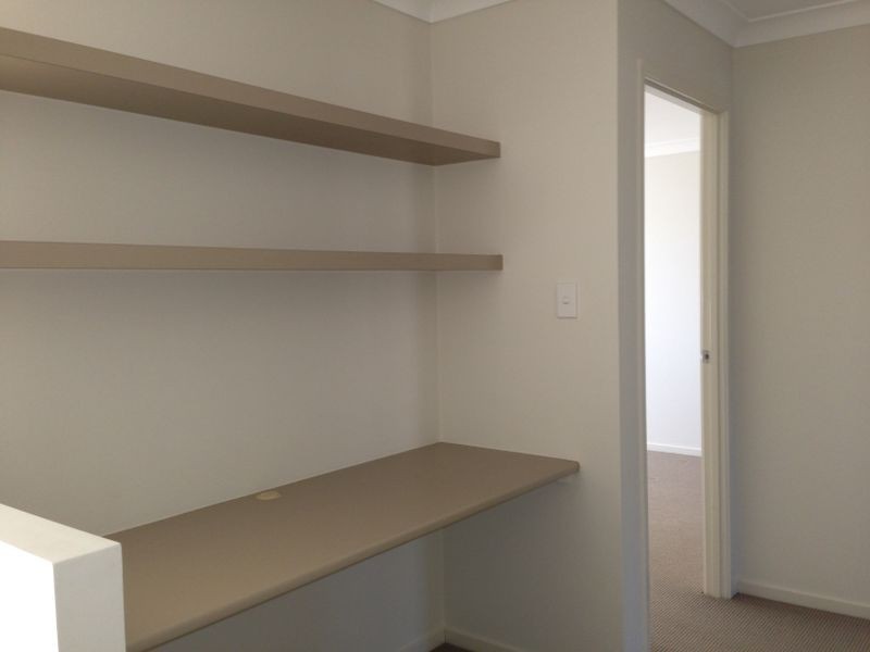 6 WORCHESTER CRESCENT, Wakerley QLD 4154