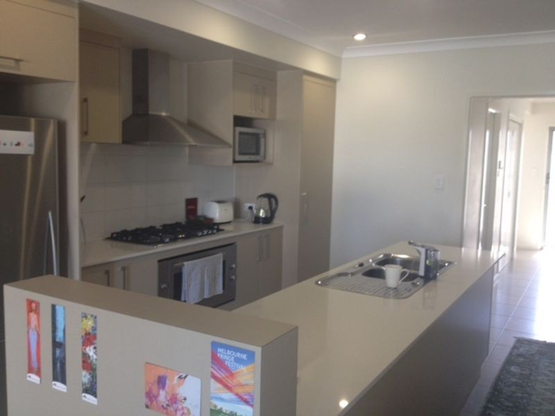 6 WORCHESTER CRESCENT, Wakerley QLD 4154