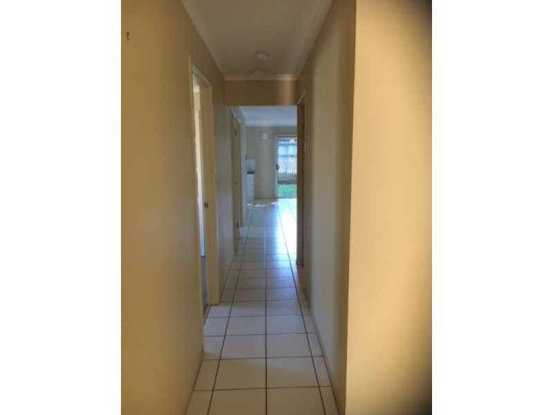13 Lanyard Place, Redland Bay QLD 4165