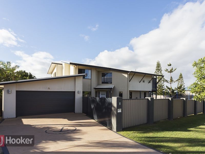 8 TORQUAY ROAD, Redland Bay QLD 4165