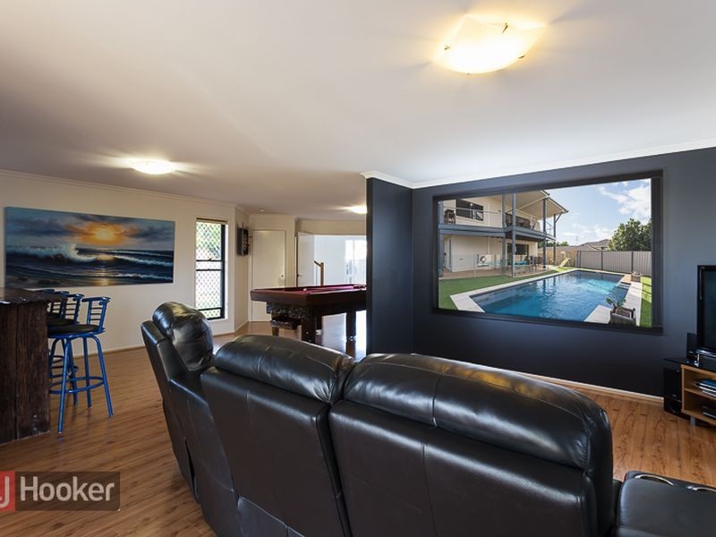 8 TORQUAY ROAD, Redland Bay QLD 4165