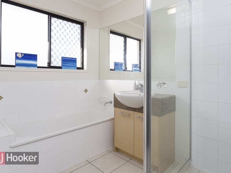 8 TORQUAY ROAD, Redland Bay QLD 4165