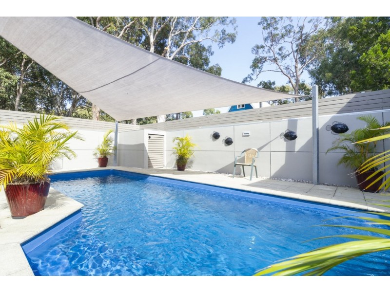 4 Dalpura Street, Macleay Island QLD 4184