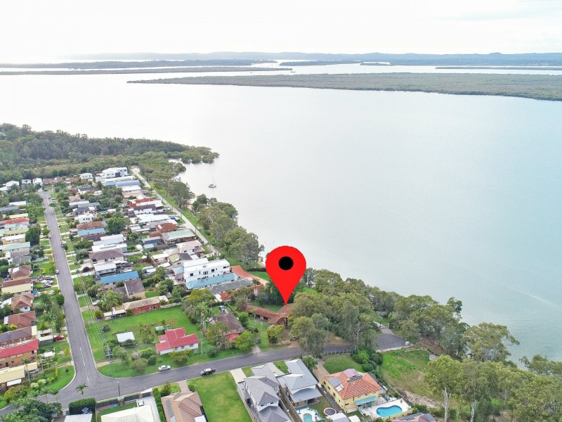 30 OAKLAND AVENUE, Redland Bay QLD 4165