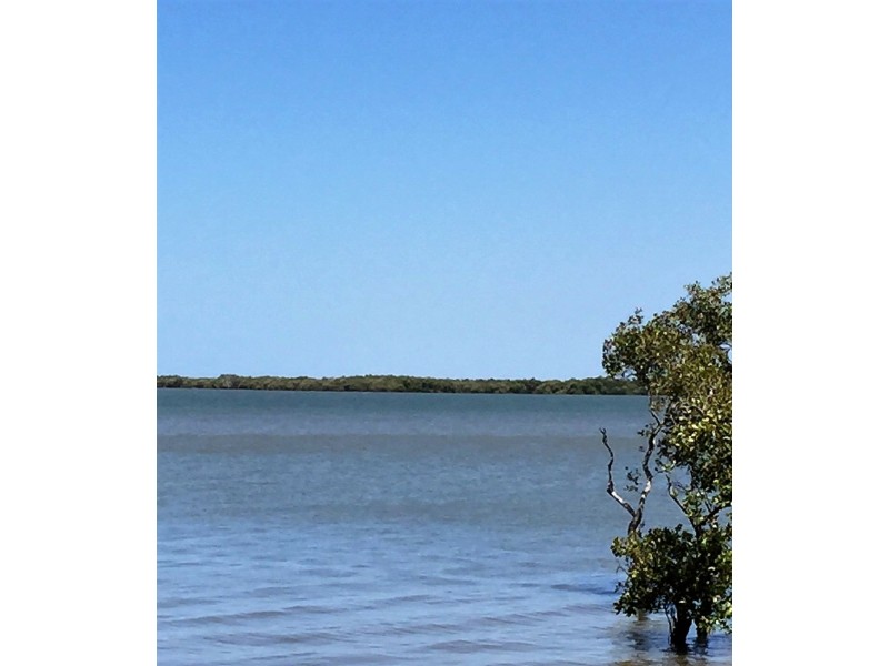 30 OAKLAND AVENUE, Redland Bay QLD 4165