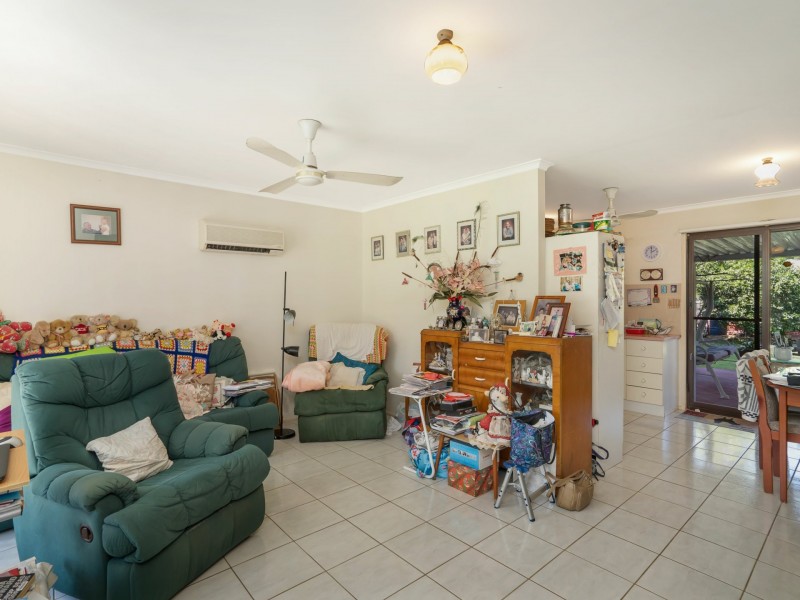 76 Main Street, Redland Bay QLD 4165