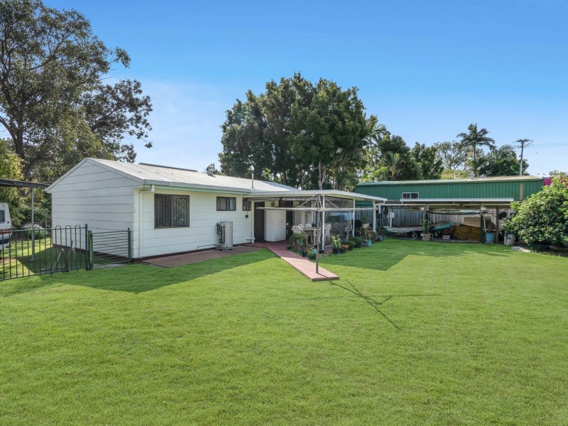 76 Main Street, Redland Bay QLD 4165