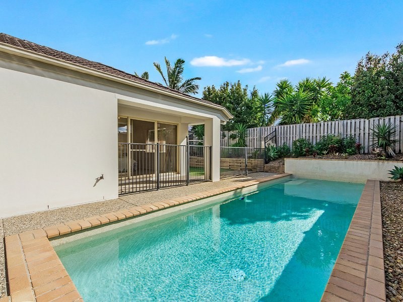 17 Bayswater Avenue, Varsity Lakes QLD 4227