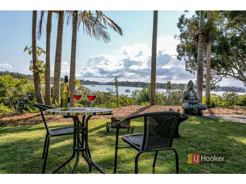 132 The Esplanade, Karragarra Island QLD 4184