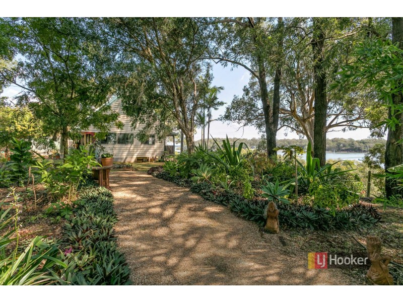 132 The Esplanade, Karragarra Island QLD 4184