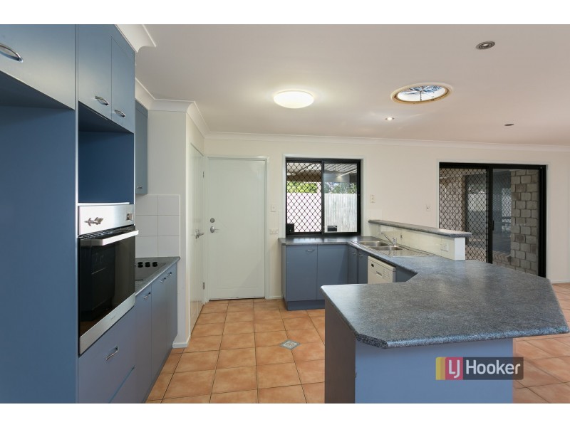 5 LANYARD PLACE, Redland Bay QLD 4165
