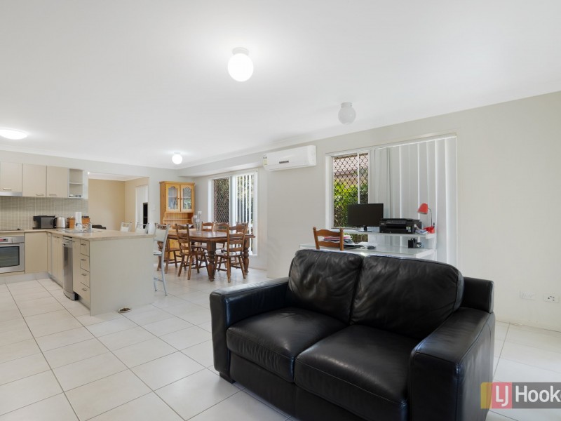 40 Pentacost Place, Redland Bay QLD 4165