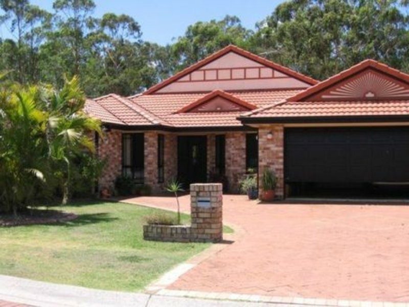 35 Pinelands Circuit, Redland Bay QLD 4165