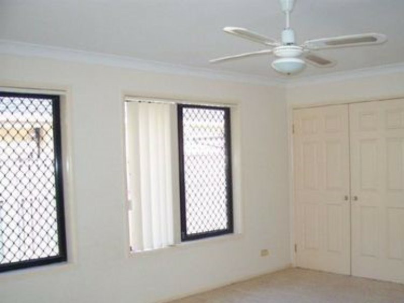 35 Pinelands Circuit, Redland Bay QLD 4165