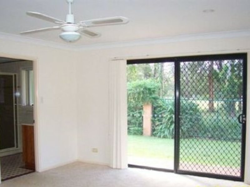 35 Pinelands Circuit, Redland Bay QLD 4165
