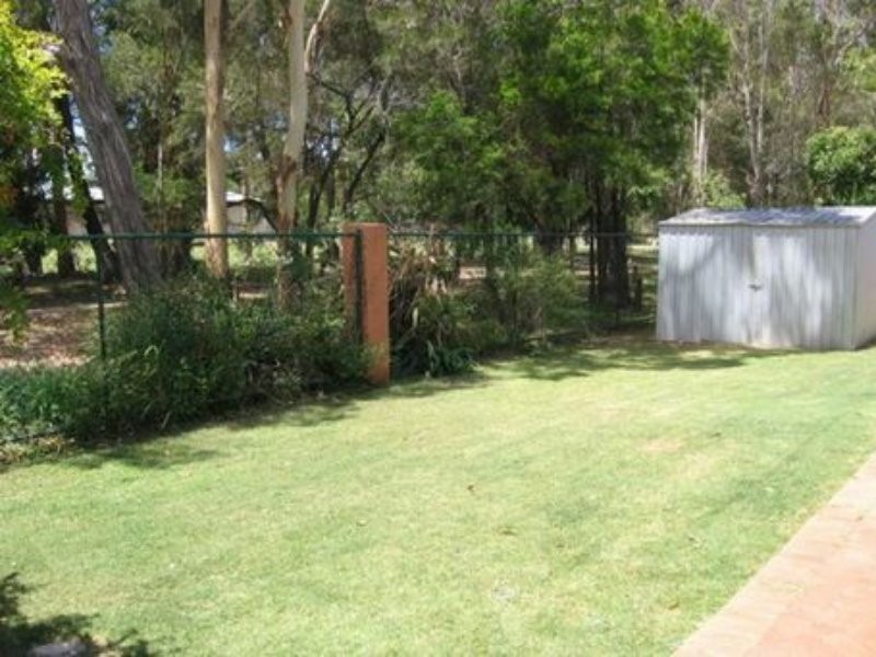 35 Pinelands Circuit, Redland Bay QLD 4165