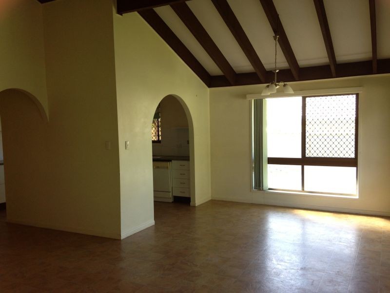 13 PITT STREET, Redland Bay QLD 4165