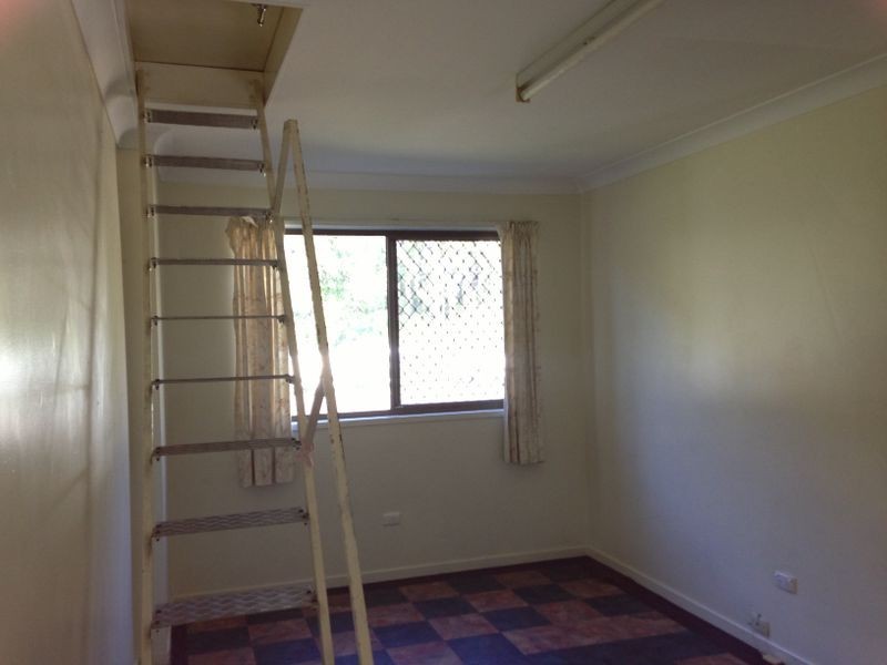 13 PITT STREET, Redland Bay QLD 4165