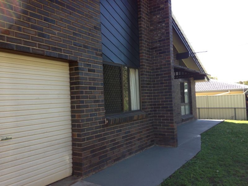 13 PITT STREET, Redland Bay QLD 4165