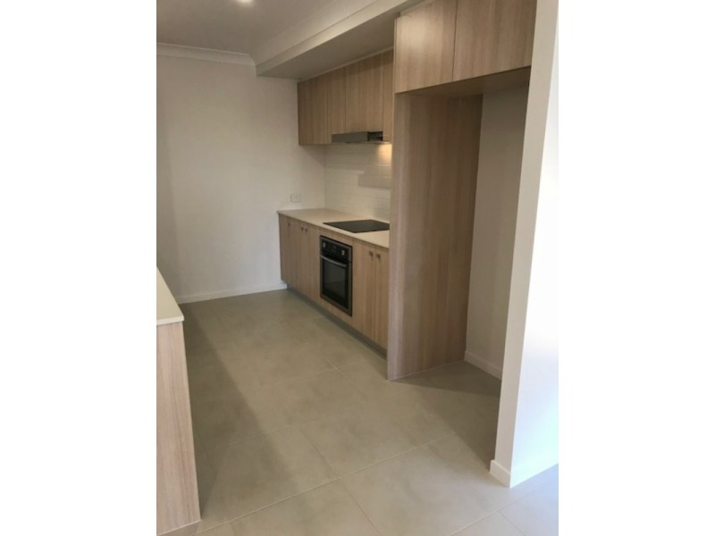 6 Swansea Circuit, Redland Bay QLD 4165