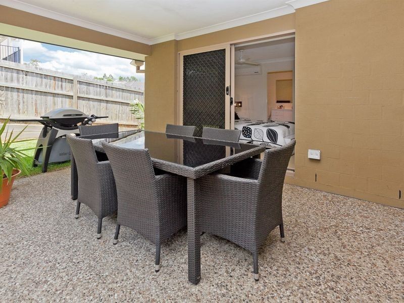 35 LAKES ENTRANCE DRIVE, Springfield Lakes QLD 4300
