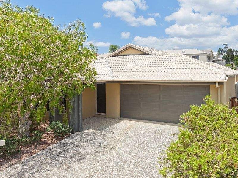 35 LAKES ENTRANCE DRIVE, Springfield Lakes QLD 4300