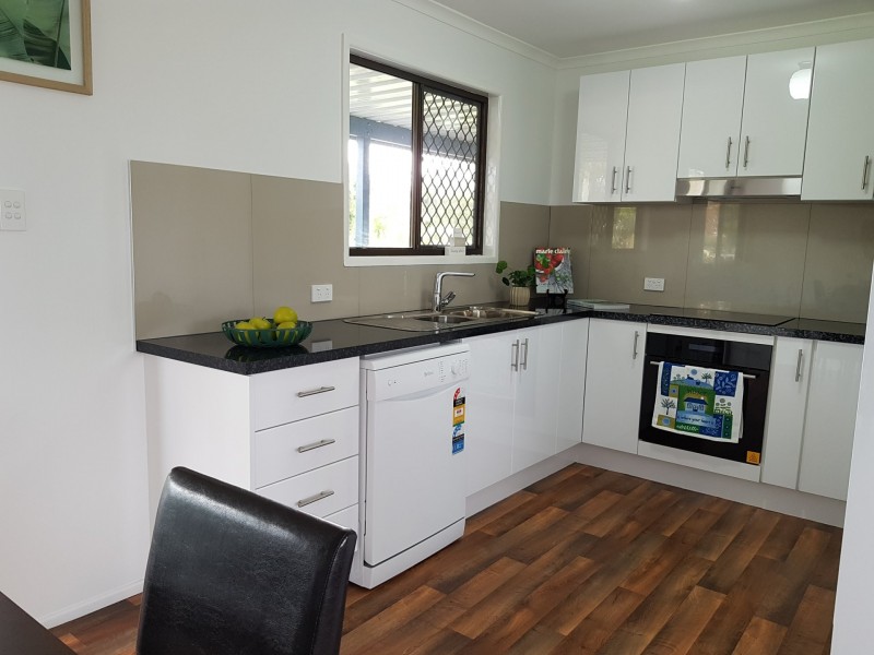 7 Sherlock Street, Victoria Point QLD 4165