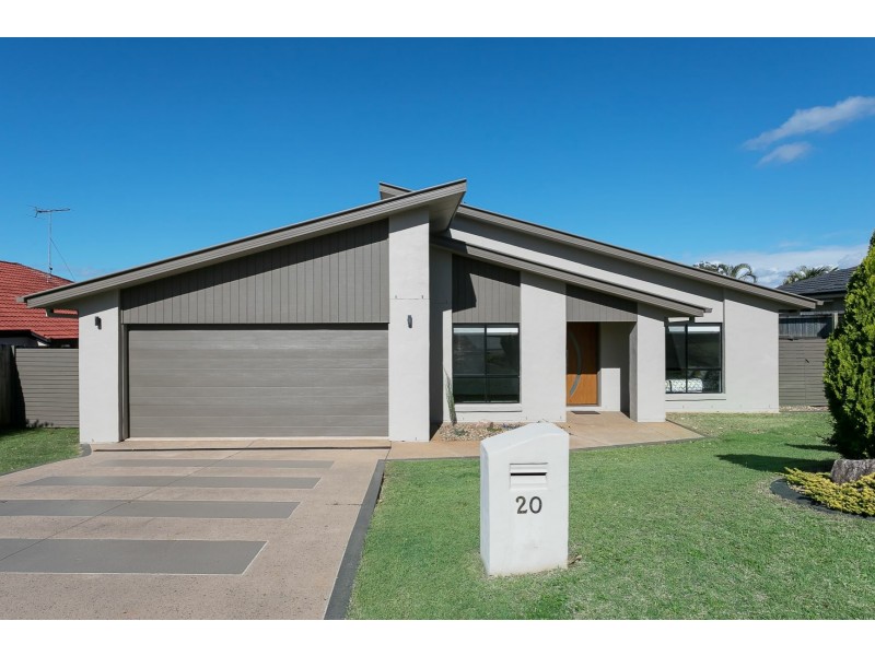 20 Cole Street, Redland Bay QLD 4165