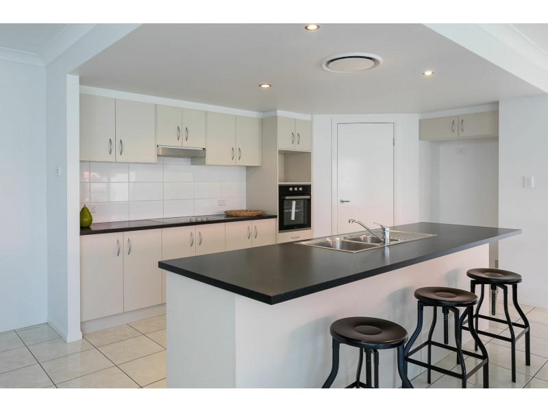 20 Cole Street, Redland Bay QLD 4165