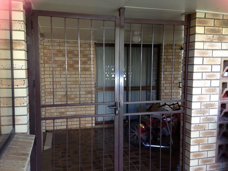 57 BEACH STREET, Cleveland QLD 4163