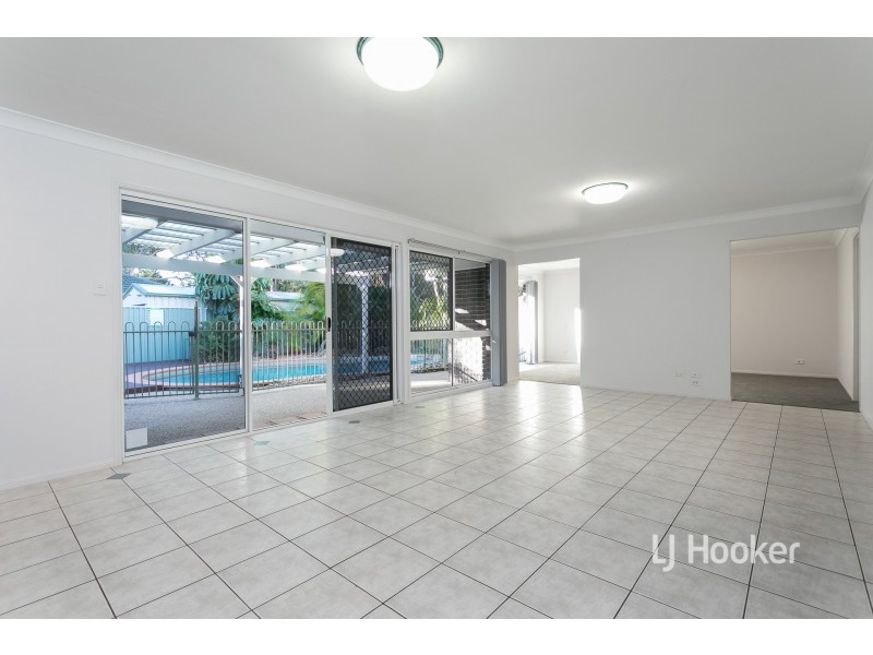 73 Silvara Circuit, Capalaba QLD 4157