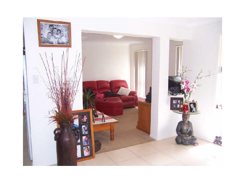 5 St Bees Close, Redland Bay QLD 4165