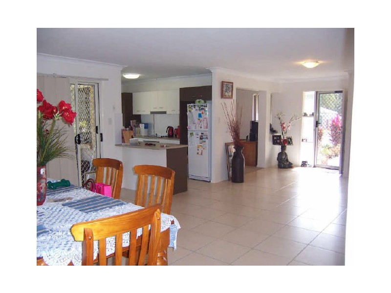 5 St Bees Close, Redland Bay QLD 4165
