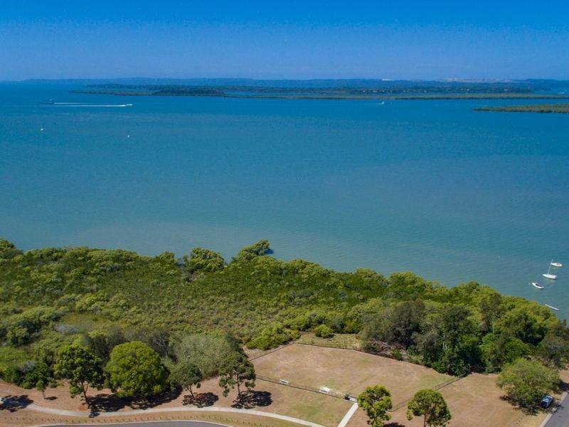 27 Phillip St, Redland Bay QLD 4165