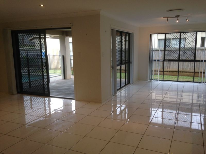 24 TINDAPPAH DRIVE, Thornlands QLD 4164