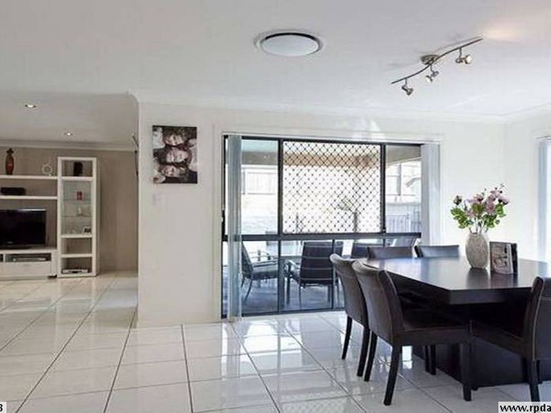 24 TINDAPPAH DRIVE, Thornlands QLD 4164