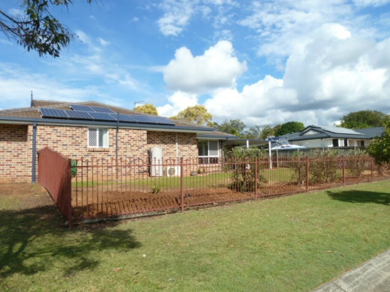 6 Pinelands Circuit, Redland Bay QLD 4165
