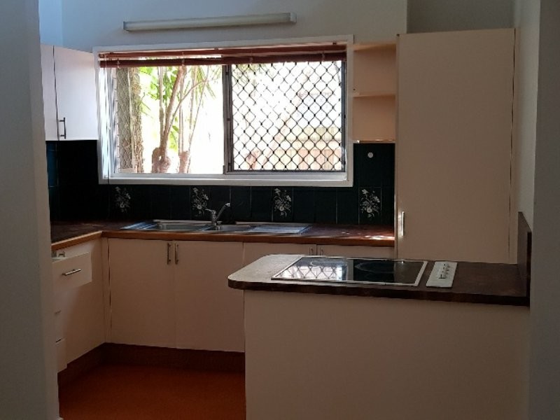8 Albatross Street, Victoria Point QLD 4165