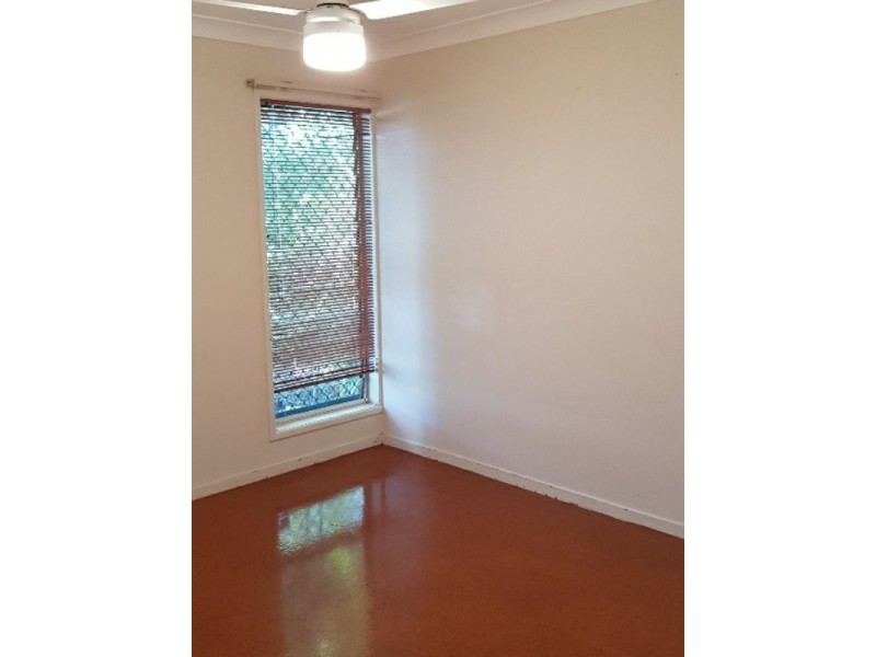 8 Albatross Street, Victoria Point QLD 4165