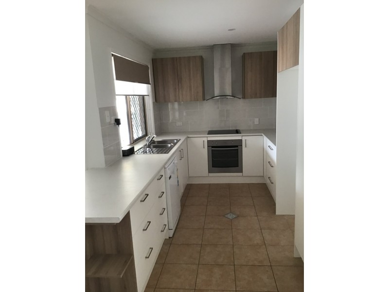 3 Rofail Court, Thorneside QLD 4158