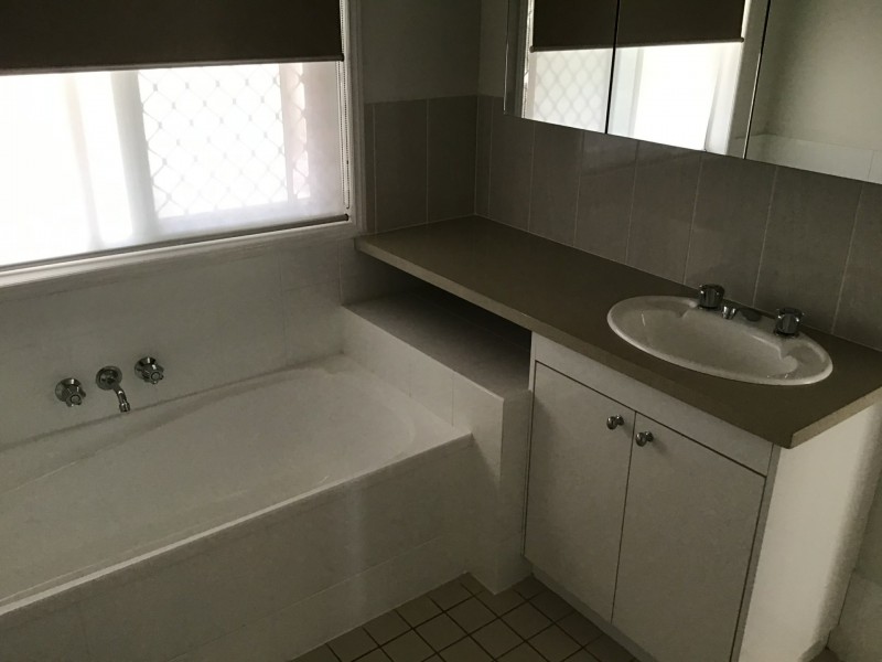 3 Rofail Court, Thorneside QLD 4158