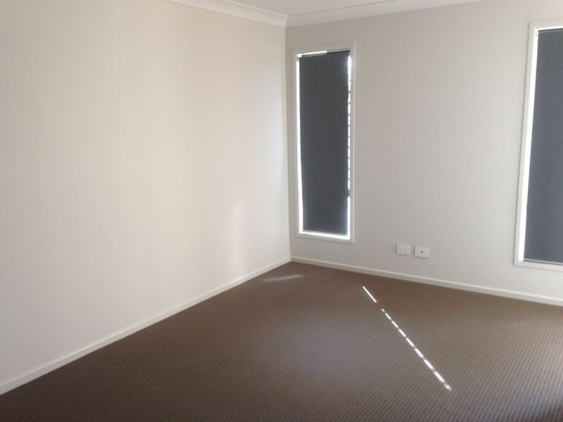 72 EMPEROR DRIVE, Redland Bay QLD 4165