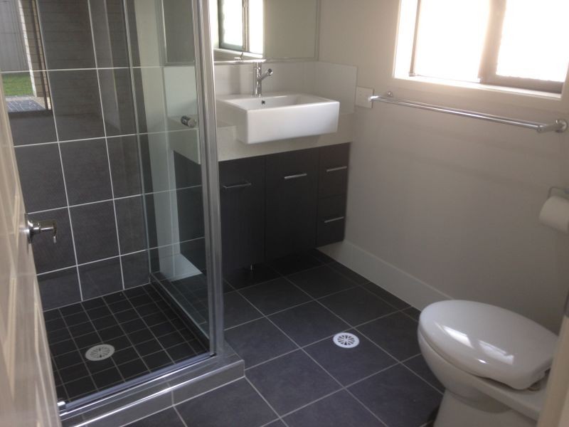 72 EMPEROR DRIVE, Redland Bay QLD 4165