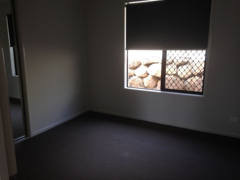 72 EMPEROR DRIVE, Redland Bay QLD 4165