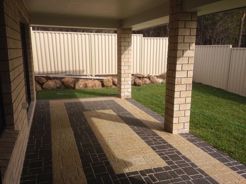 72 EMPEROR DRIVE, Redland Bay QLD 4165