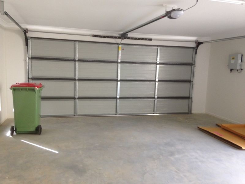 72 EMPEROR DRIVE, Redland Bay QLD 4165