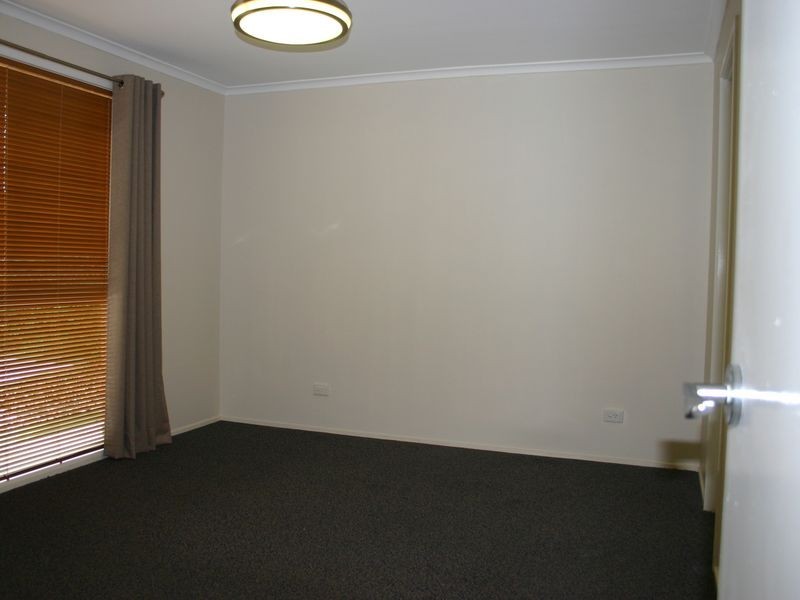 42 BROADWATER TERRACE, Redland Bay QLD 4165
