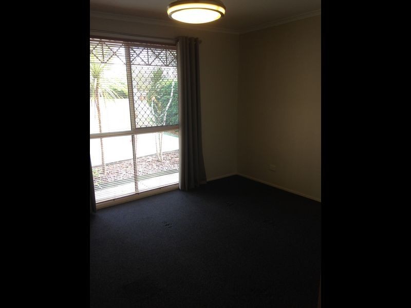 42 BROADWATER TERRACE, Redland Bay QLD 4165